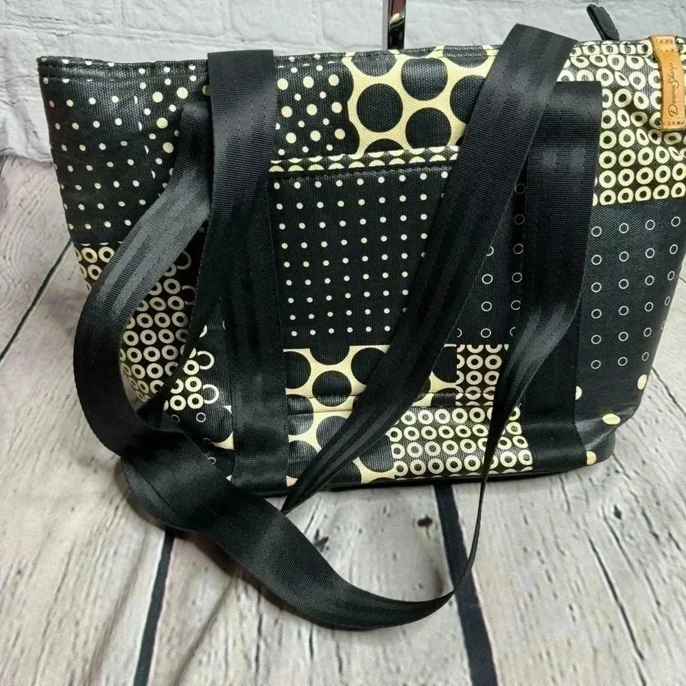 Donna Sharp Black/Cream Shoulder Bag
